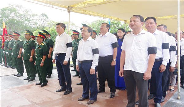 Thành phố Hà Tiên long trọng tổ chức Lễ truy điệu và an táng hài cốt Liệt sĩ hy sinh trong chiến tranh bảo vệ Tổ quốc